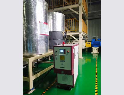 水式模温机客户现场使用